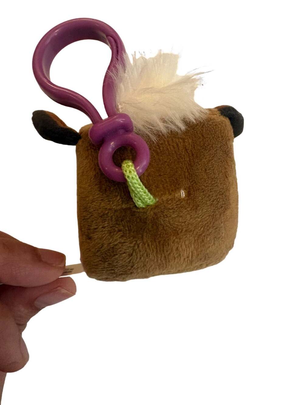 Chuck E. Cheese 2023 Jasper Plush Keychain - Picture 3 of 5